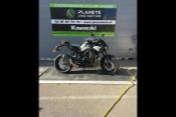 KAWASAKI Z 900 Z900 1ER MAIN