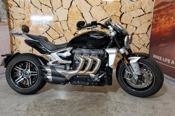 TRIUMPH Rocket III Storm 2500 GT