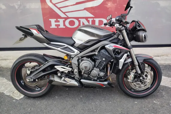 TRIUMPH Street Triple Street Triple 765 RS 2021