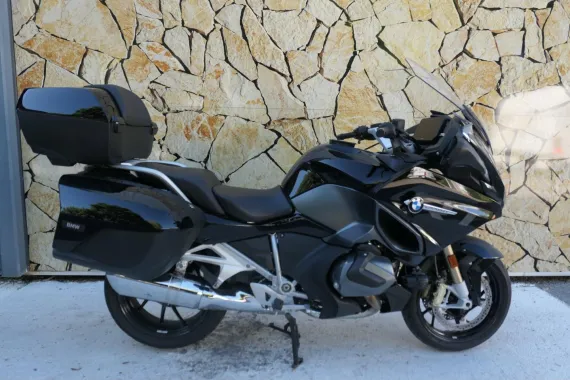 BMW R 1250 RT Style Triple Black Finition Pro + Radio + Top Case ( R1250RT )