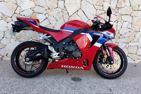HONDA CBR 600 RR + options  cbr600rr