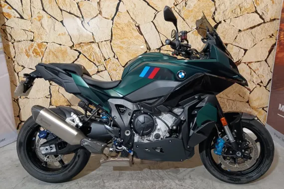 BMW M M 1000 XR