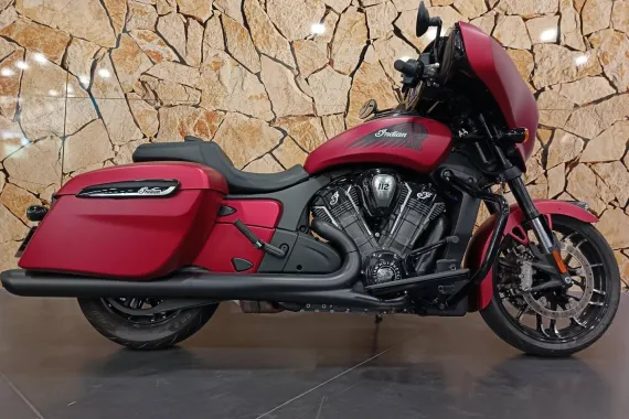 INDIAN Chieftain PowerPlus 1834 Dark Horse