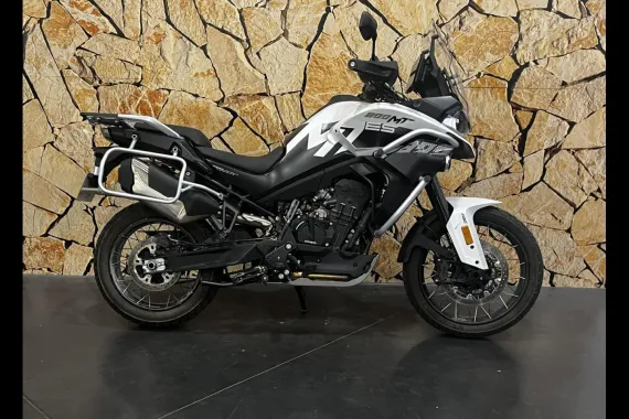 CF MOTO 800 MT ES SOLO