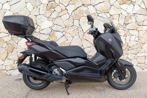 YAMAHA X-Max 300 Tech MAX+ 2025 + options