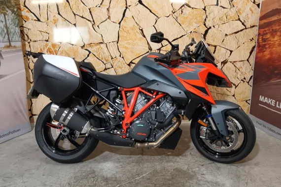 KTM Super Duke SuperDuke GT 1290