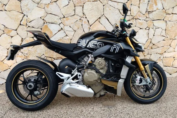 DUCATI Streetfighter 1103  V4 S. Garantie 12 mois V4S