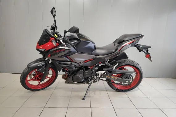 KAWASAKI Z 500 SE REVISON 12000 KMS OK A SAISIR