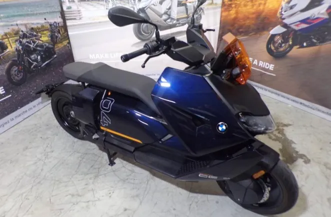 BMW CE04