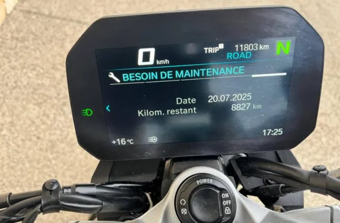 BMW 900 R VERSION A2