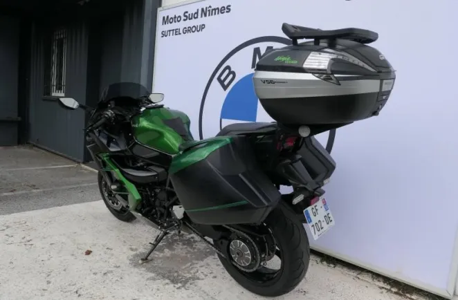 KAWASAKI SX 1000 + Akrapovic + Top Case