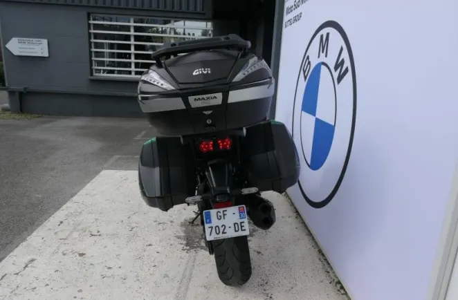 KAWASAKI SX 1000 + Akrapovic + Top Case