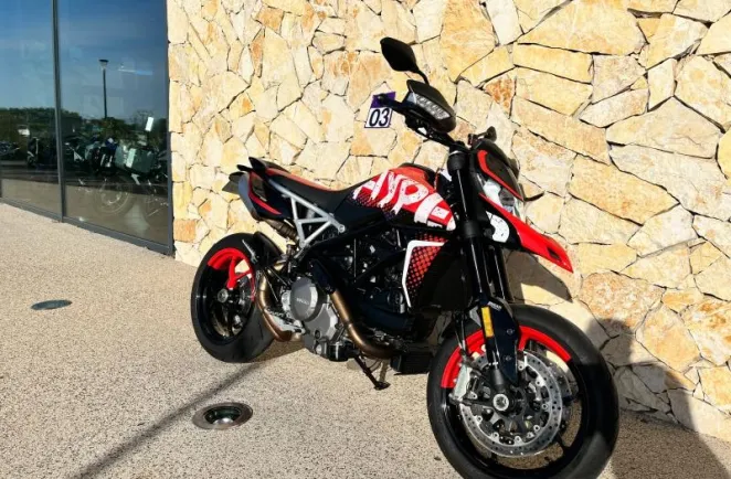 DUCATI Hypermotard 950