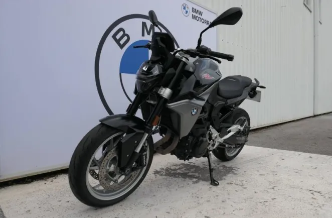 BMW 900 R A2 + Shifter