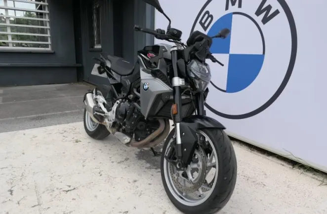BMW 900 R A2 + Shifter