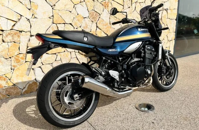 KAWASAKI 900 RS  2024