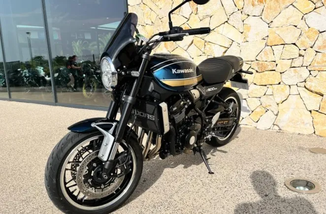KAWASAKI 900 RS  2024