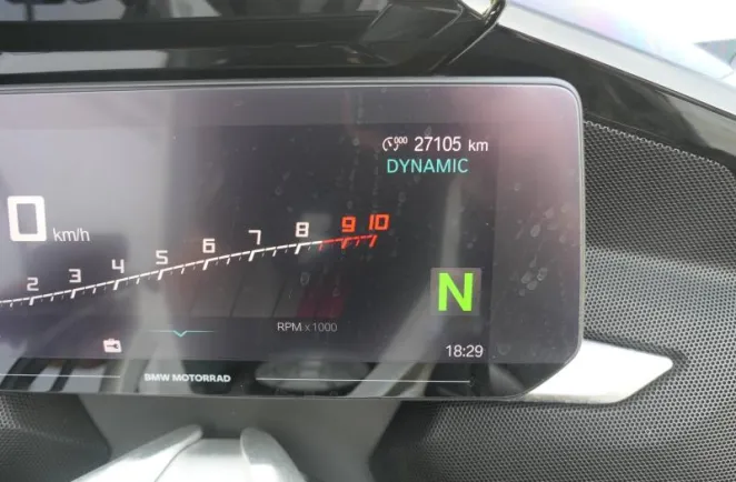 BMW 1600 GT Finition Pro + Radio + Top Case