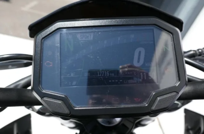 KAWASAKI 900 Bridable A2 + Options