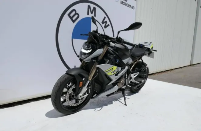 BMW 1000 R Style Sport Finition Pro