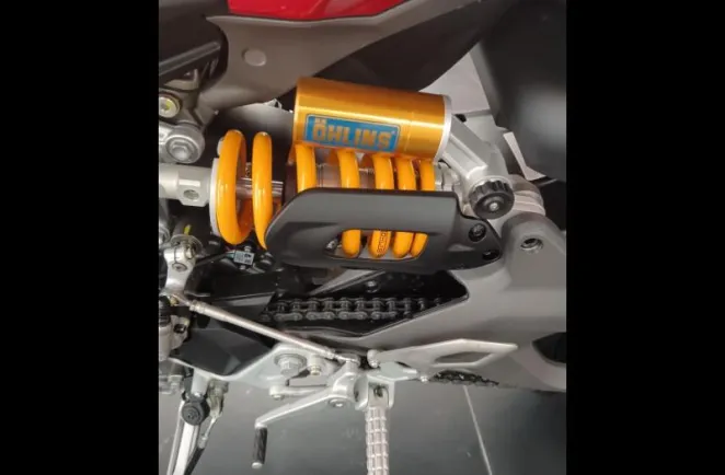 DUCATI 890 Streetfighter V2 S