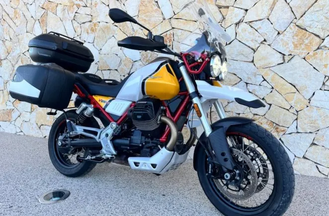 MOTO-GUZZI 850 ABS + TC + OPTIONS