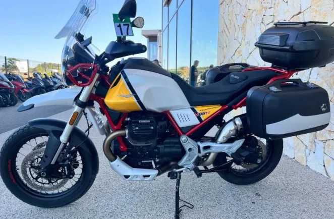 MOTO-GUZZI 850 ABS + TC + OPTIONS
