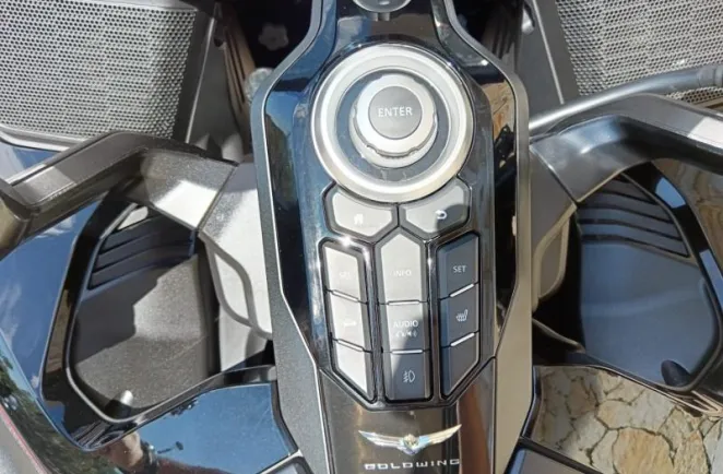 HONDA 1800  Touring DCT 2024