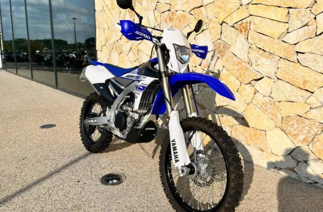YAMAHA 250 F  ( WR250F )
