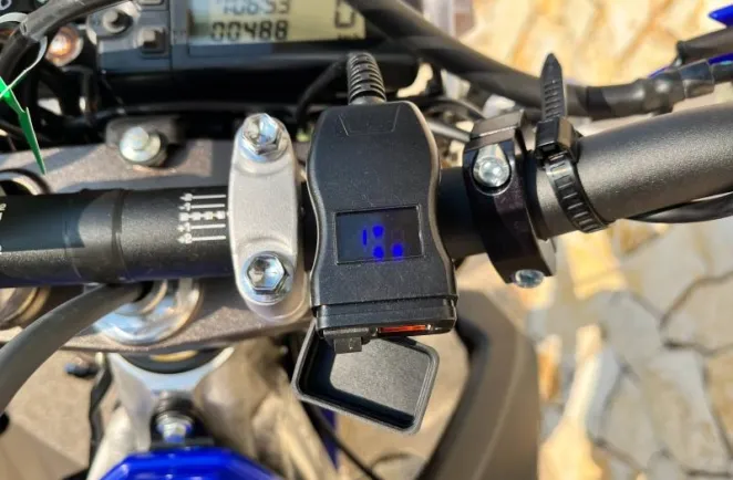YAMAHA 250 F  ( WR250F )