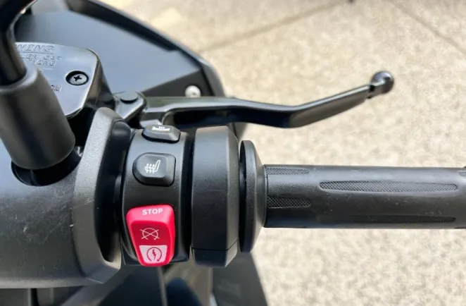 BMW 400 GT Euro 5 + top case