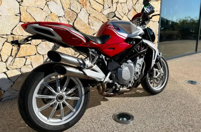 MV-AGUSTA 1090 RR  ABS