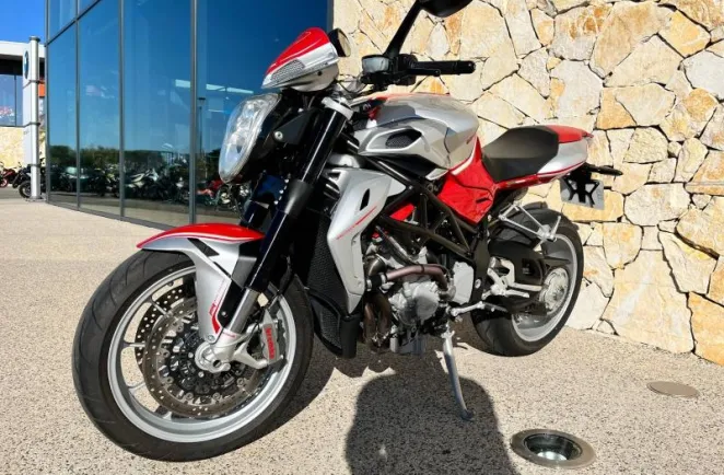 MV-AGUSTA 1090 RR  ABS