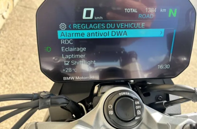 BMW 900 R 105 cv finition pro