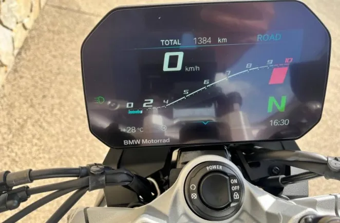 BMW 900 R 105 cv finition pro