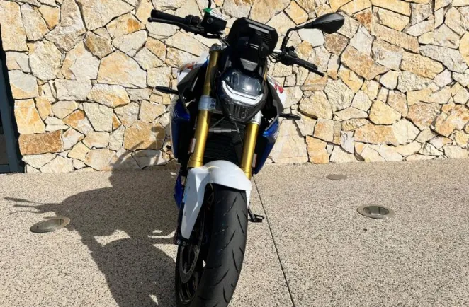 BMW 900 R 105 cv finition pro