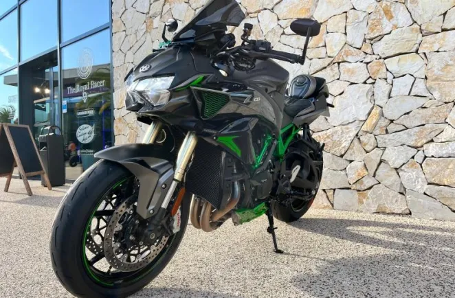 KAWASAKI 1000 H2 SE 2023 VERSION PERFORMANCE