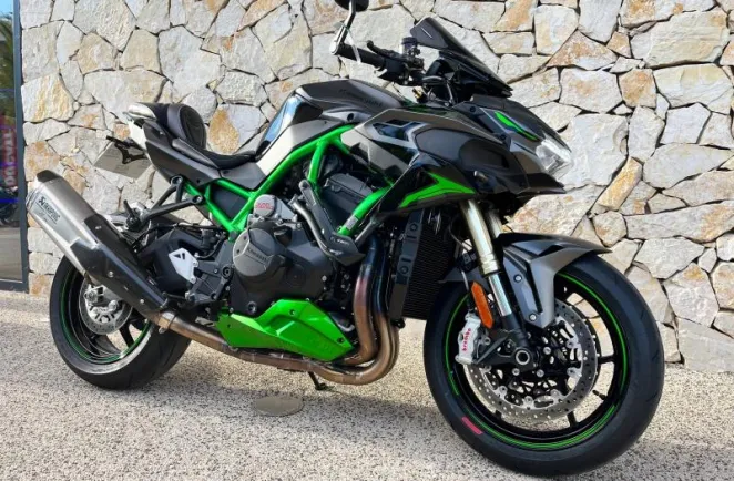 KAWASAKI 1000 H2 SE 2023 VERSION PERFORMANCE