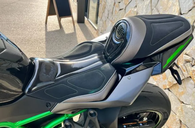 KAWASAKI 1000 H2 SE 2023 VERSION PERFORMANCE