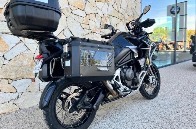 TRIUMPH 1200 Rally Explorateur FULL OPTIONS