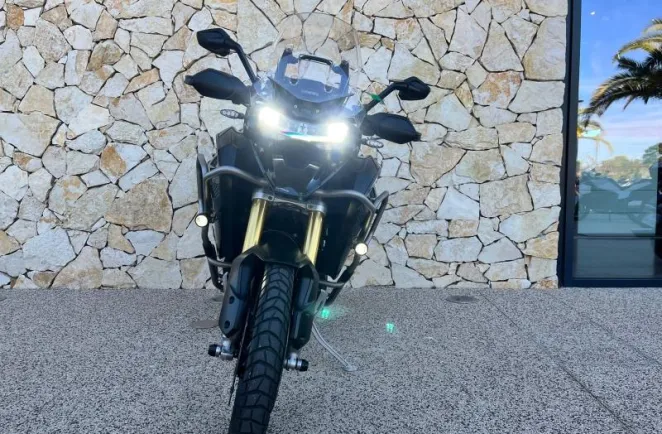 TRIUMPH 1200 Rally Explorateur FULL OPTIONS