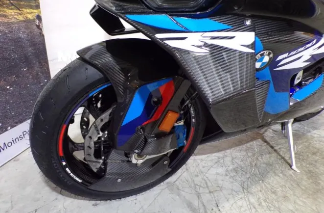 BMW M 1000 RR