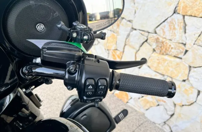 HARLEY-DAVIDSON TOURING 1868 Noir 2020
