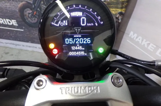 TRIUMPH Trident 660 2025