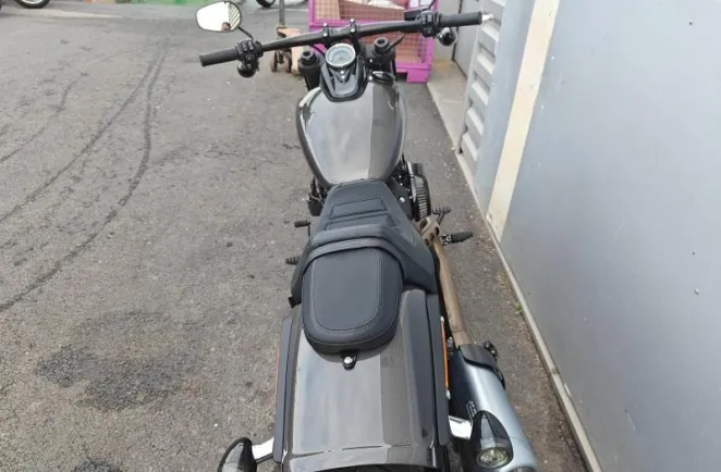 HARLEY-DAVIDSON Softail Fat Bob 1868 Noir 2023
