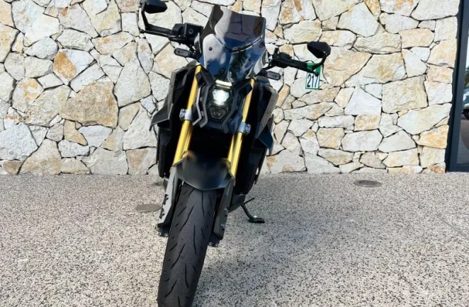 SUZUKI 1000 2023 + OPTIONS