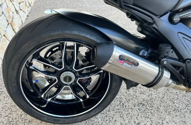 DUCATI Diavel 1200 Carbon ABS 2017