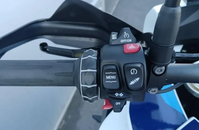 BMW S 1000 XR