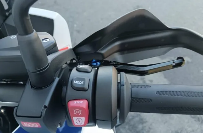 BMW S 1000 XR