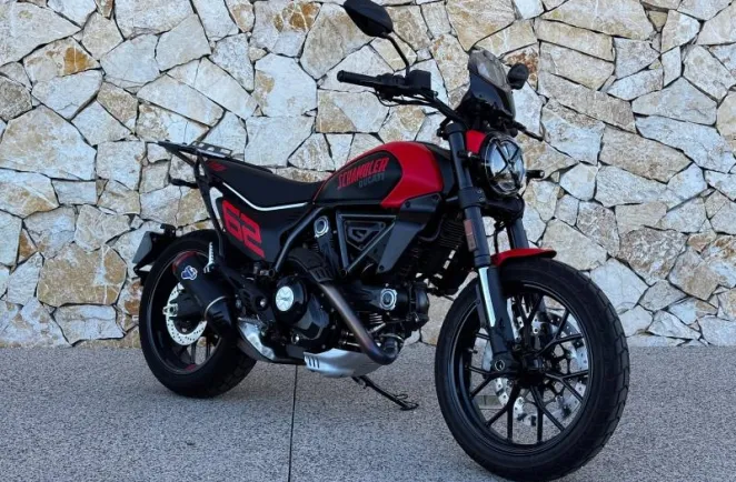 DUCATI Scrambler 800 Full Throttle